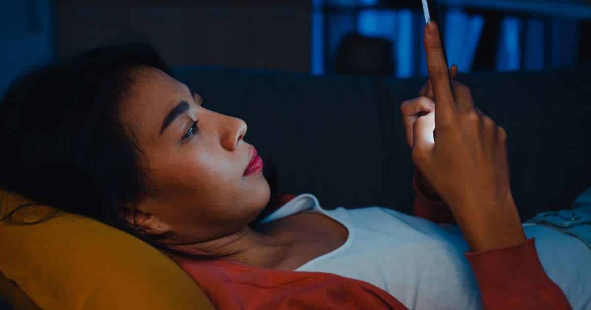 Has Tinder Doomed the Professional Matchmaking Industry?