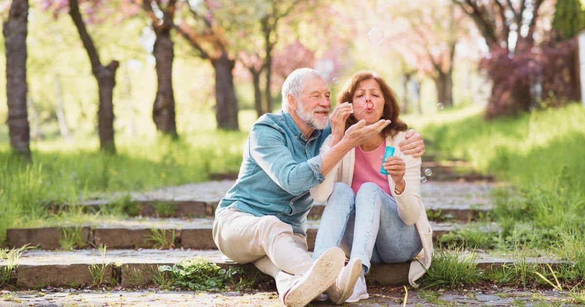 What to Expect on a First Date
