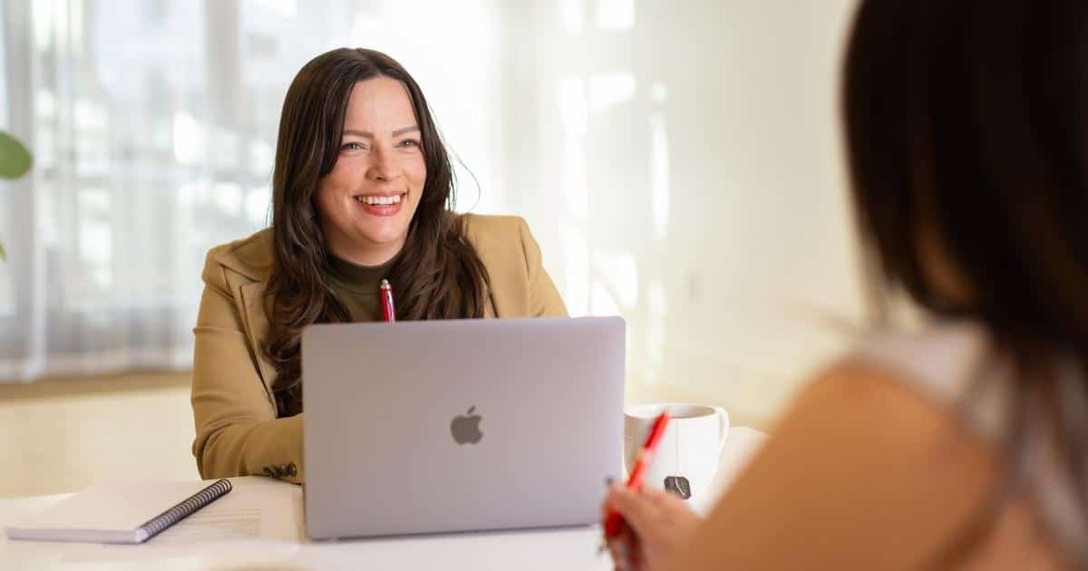 What’s it Actually Like to Work with a Matchmaker?