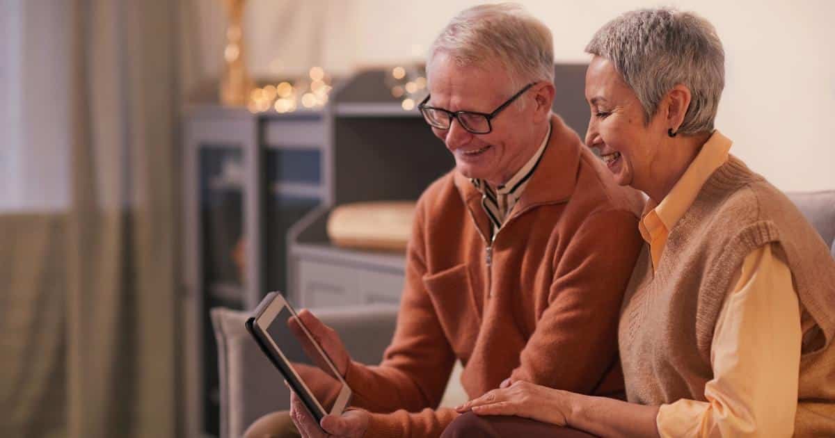 Bids For Connection: How Small Moments Shape Your Relationships